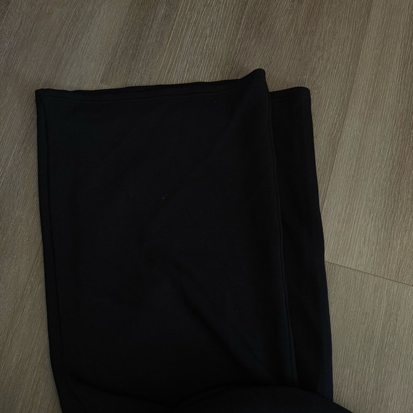 SPANX AirEssentials Wide Leg Pant - Picture 6 of 6